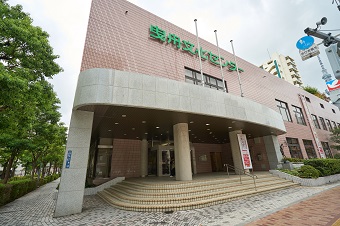 墨田区曳舟文化センターの外観