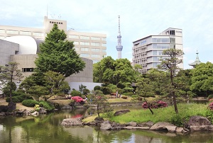 Kyu-Yasuda Teien (Former Yasuda Garden)